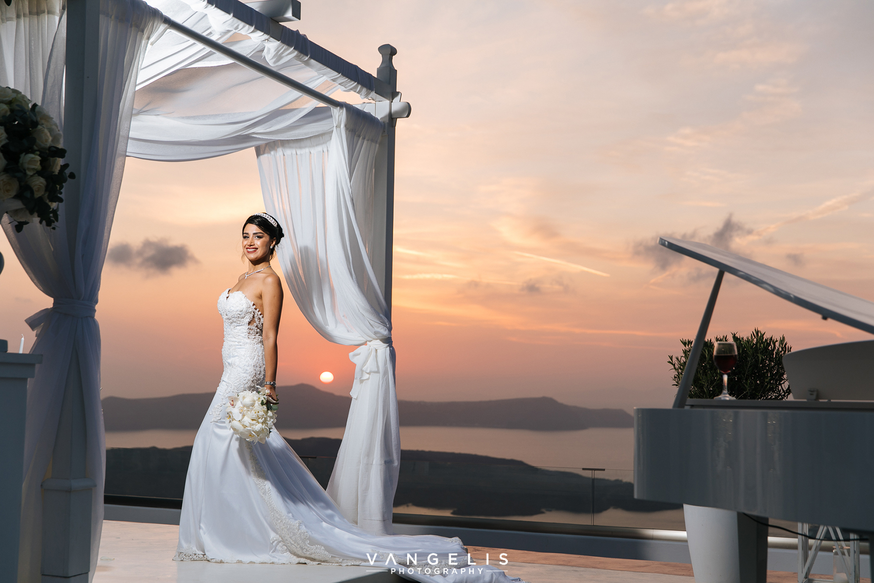 Book your wedding day in Santorini Gem Wedding Venue